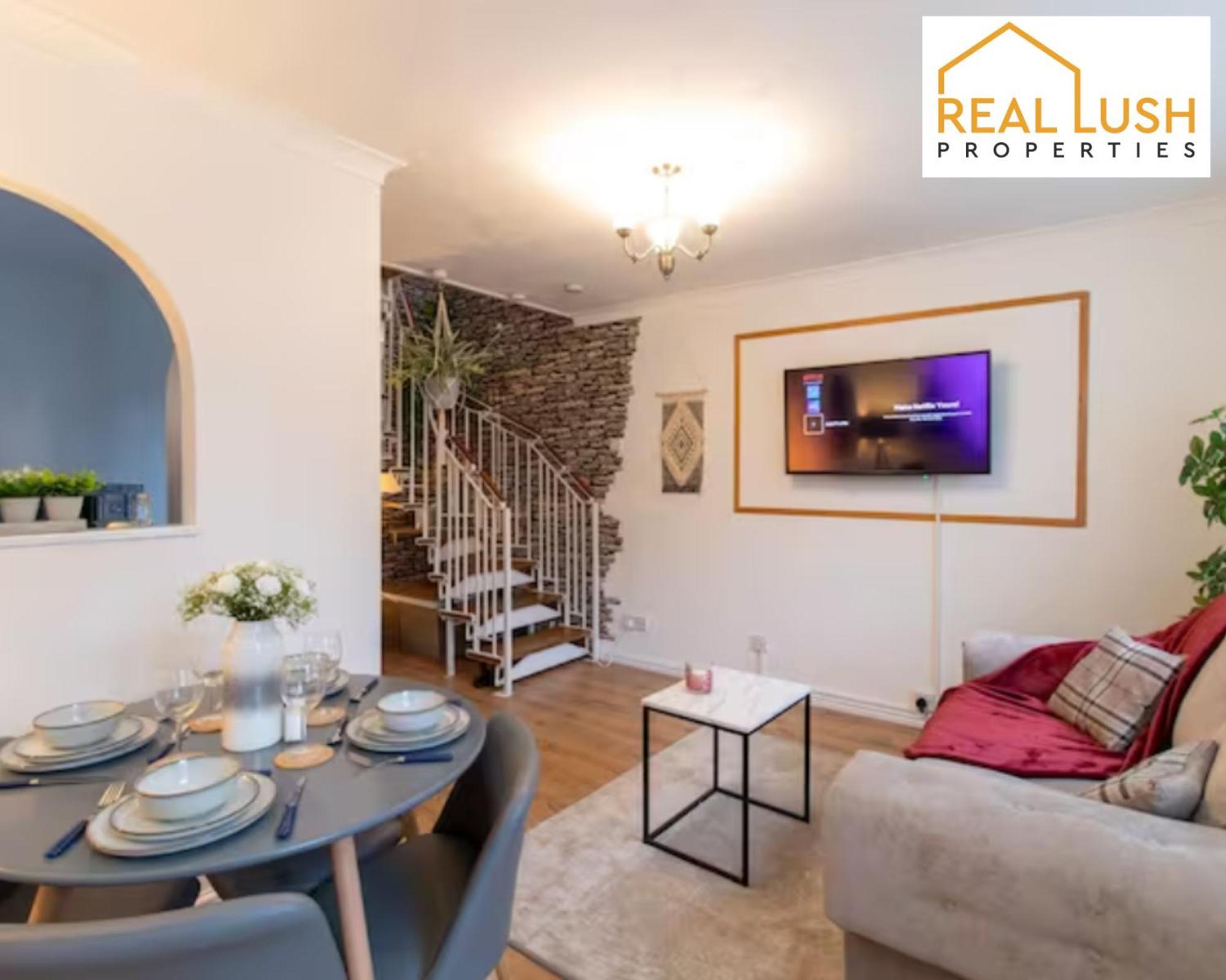One-Bedroom Apartment By Real Lush Properties In Langsett Γούλβερχαμπτον Εξωτερικό φωτογραφία